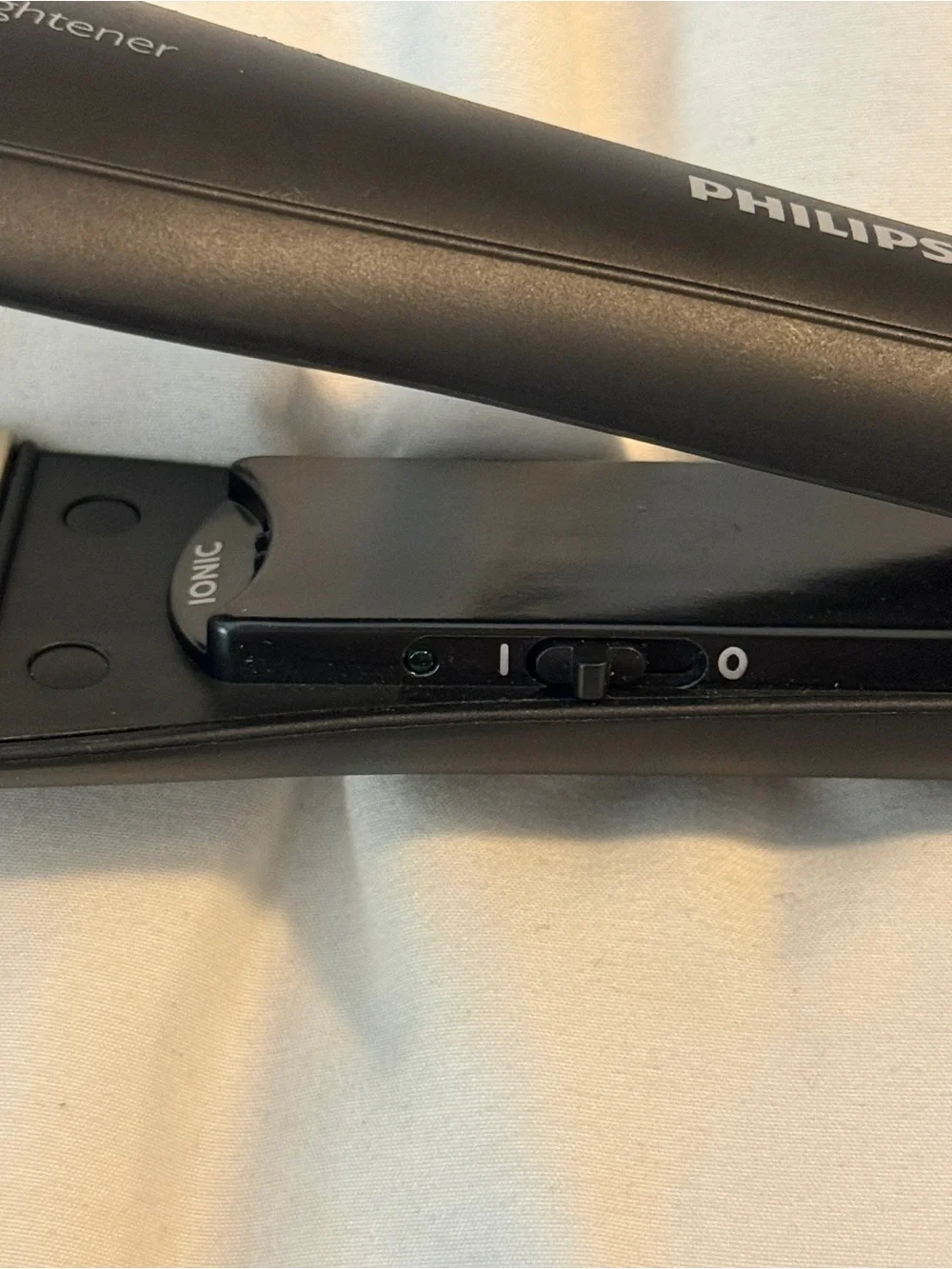 Philips KeraShine Hair Straightener Model HP8316/00 Ceramic EUROPLUG 250v Type C
